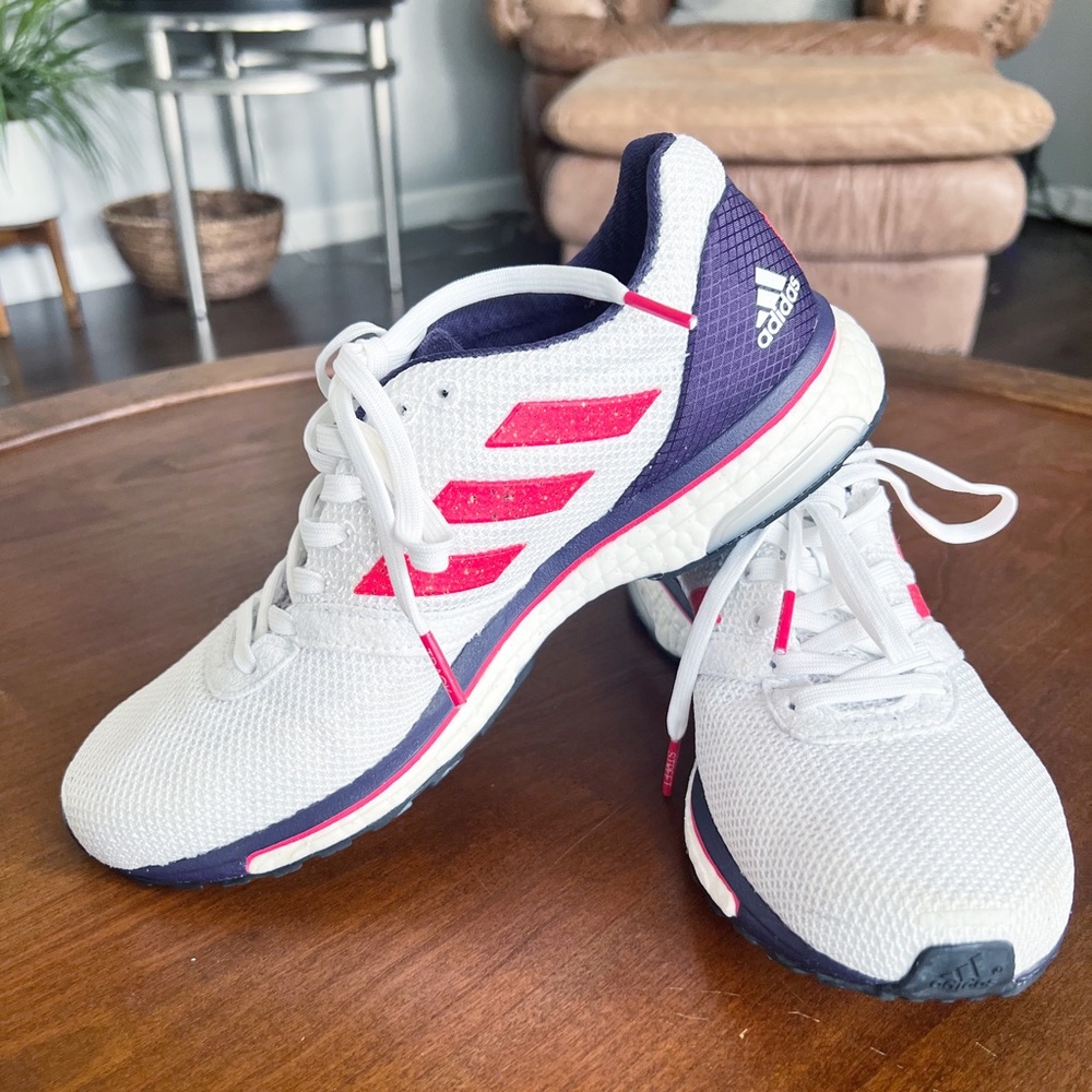 Women’s Adidas Adizero Adios size 7.5 in like new condition